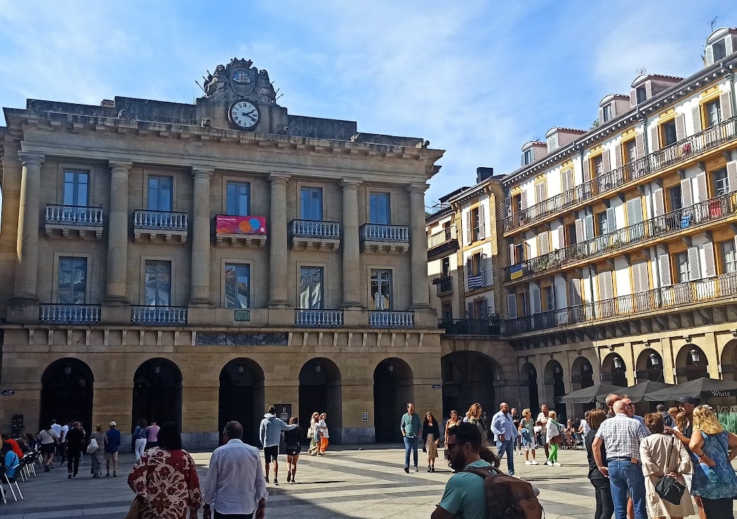 Plaza de la Constitución 3