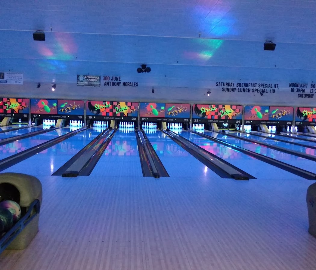 Hudson Lanes and Games 1