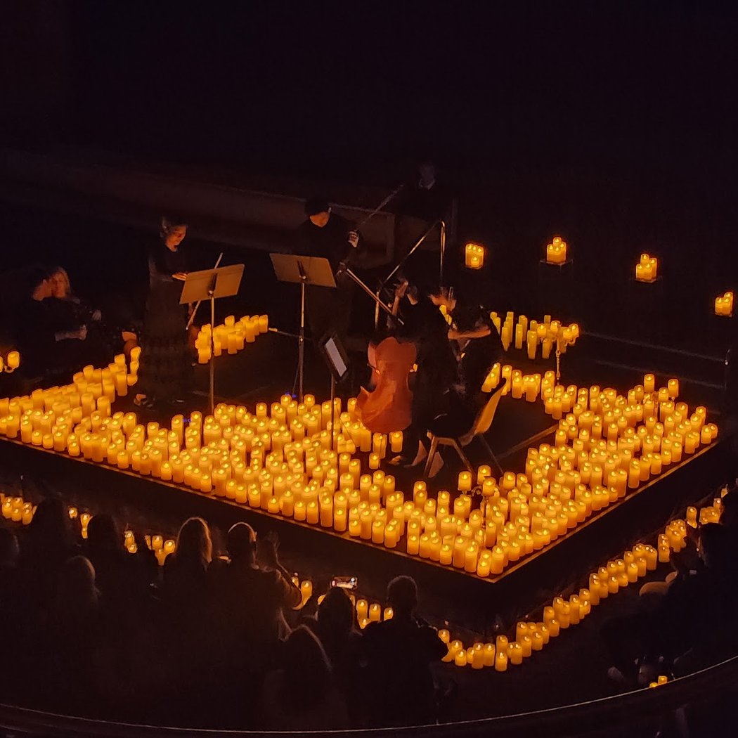 Candlelight: The Best of Bridgerton 3