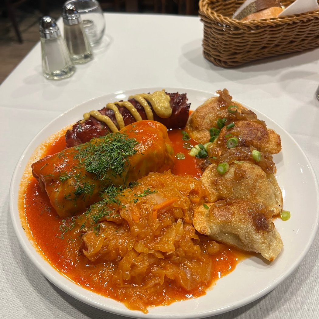 Chris's Restaurant - Polska Restauracja Brooklyn NY 1