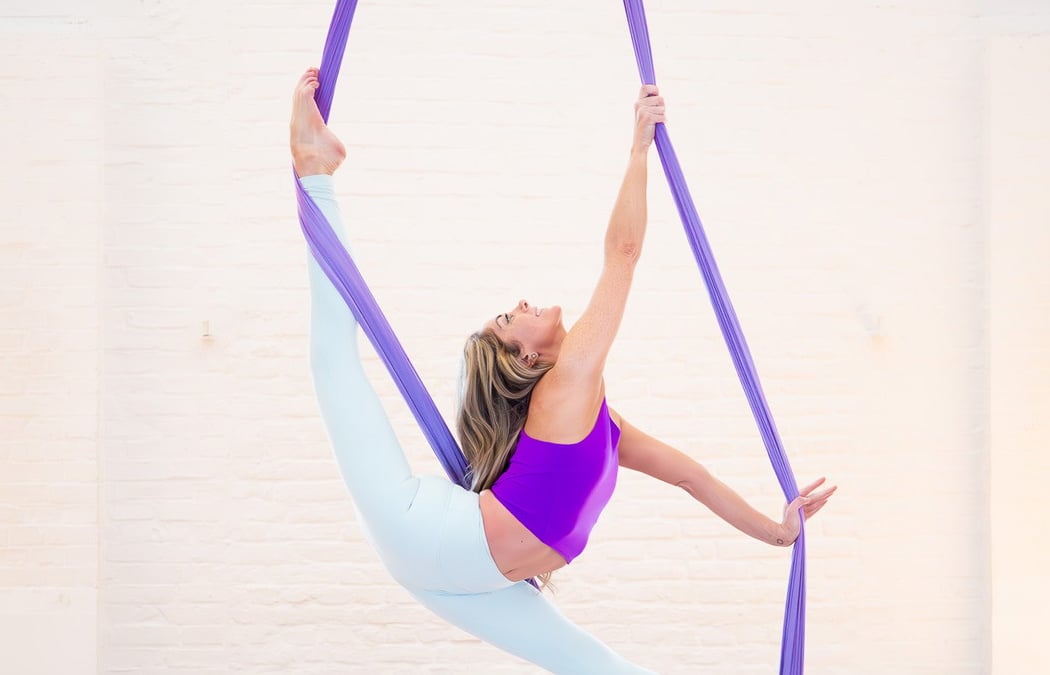 fl'AIR Yoga Trick Lab (Intermediate) 1