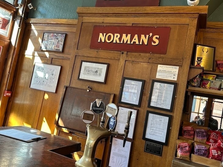 Coach & Horses 2