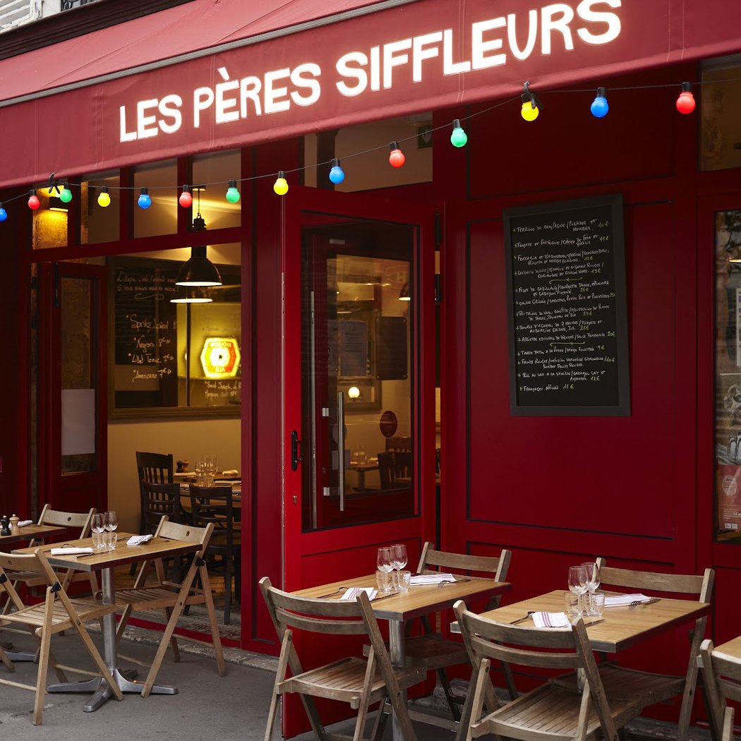 Les Pères Siffleurs 2