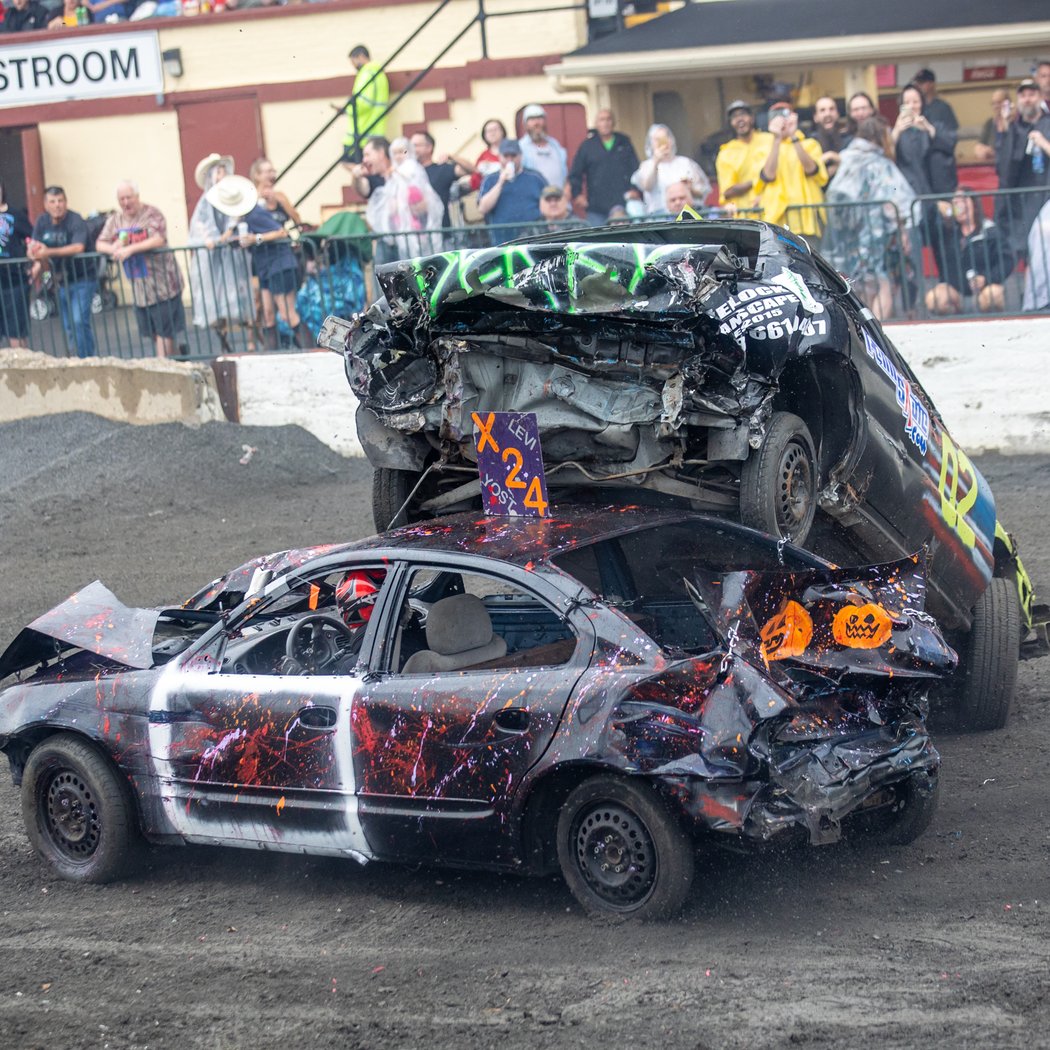 J&J Demolition Derby 2