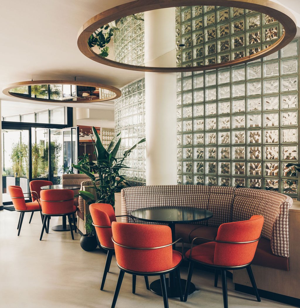 Le Parchamp Table, Rooftop & Bar 4