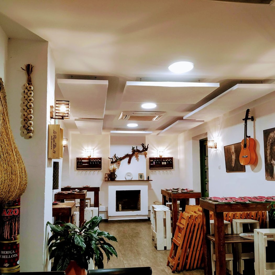 Bar Abacería La Familia 2