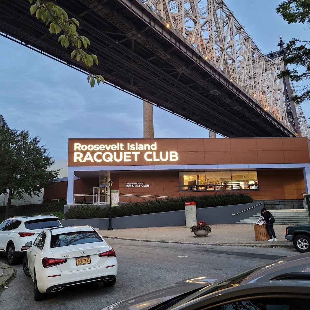 Roosevelt Island Racquet Club 4