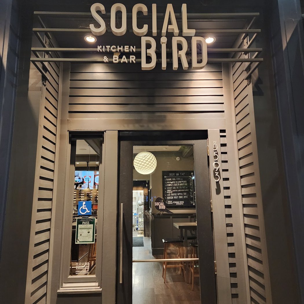 Social Bird Kitchen and Bar 2