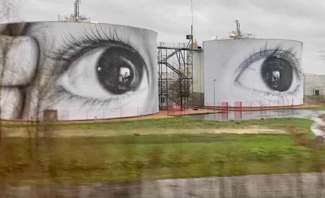 JR Eyes 3