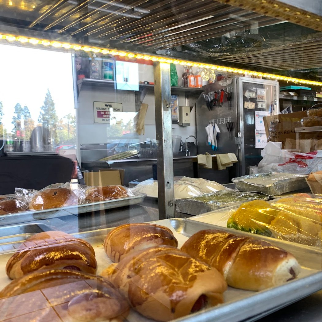 CD Bakery & Deli 3