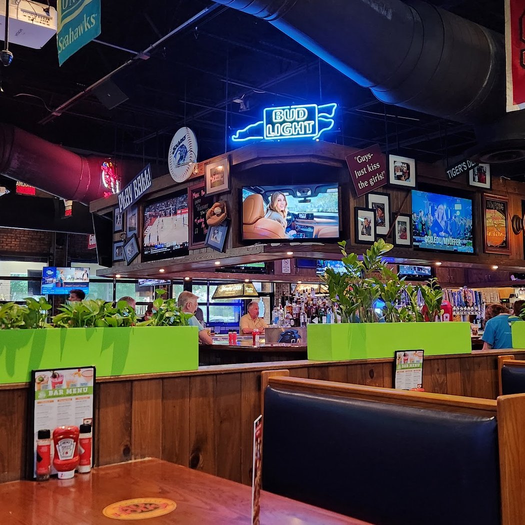 Carolina Ale House - Wilmington 4