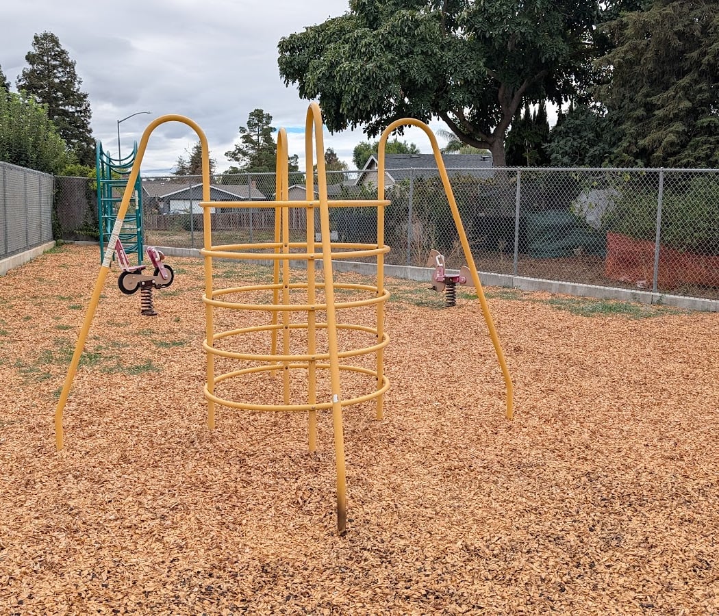 Sánchez Park 1