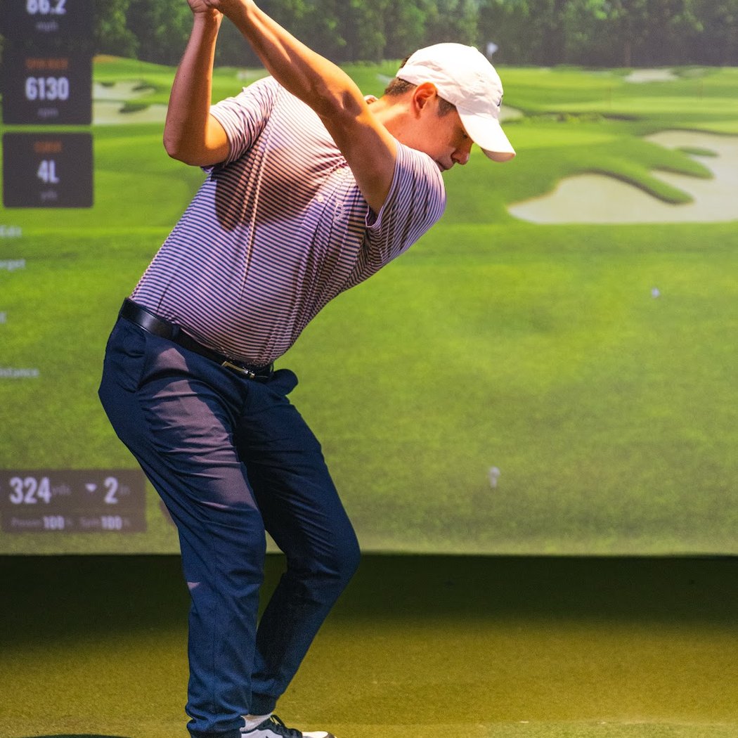 Golf & Sip at Five Iron Golf 3