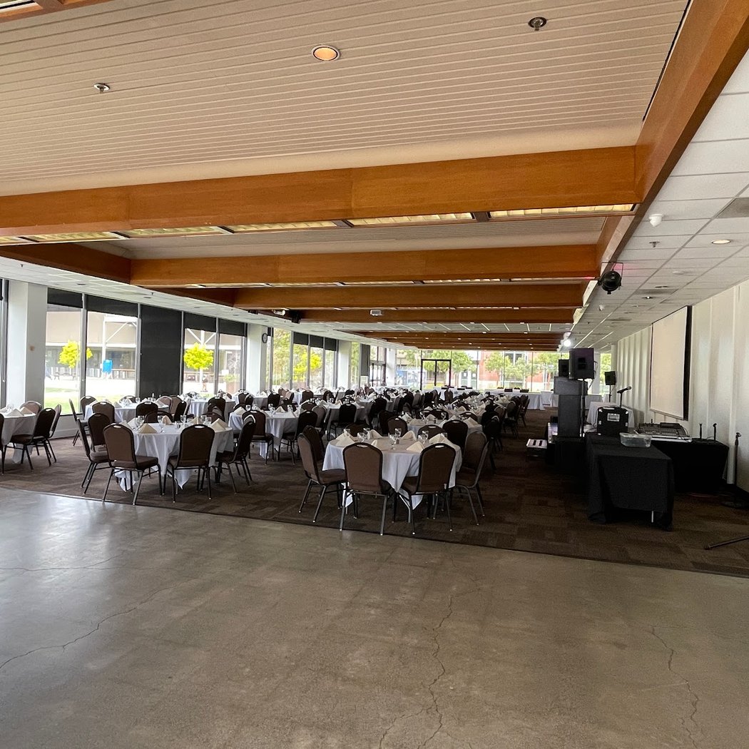 Sally Tomatoes Catering & Events 3