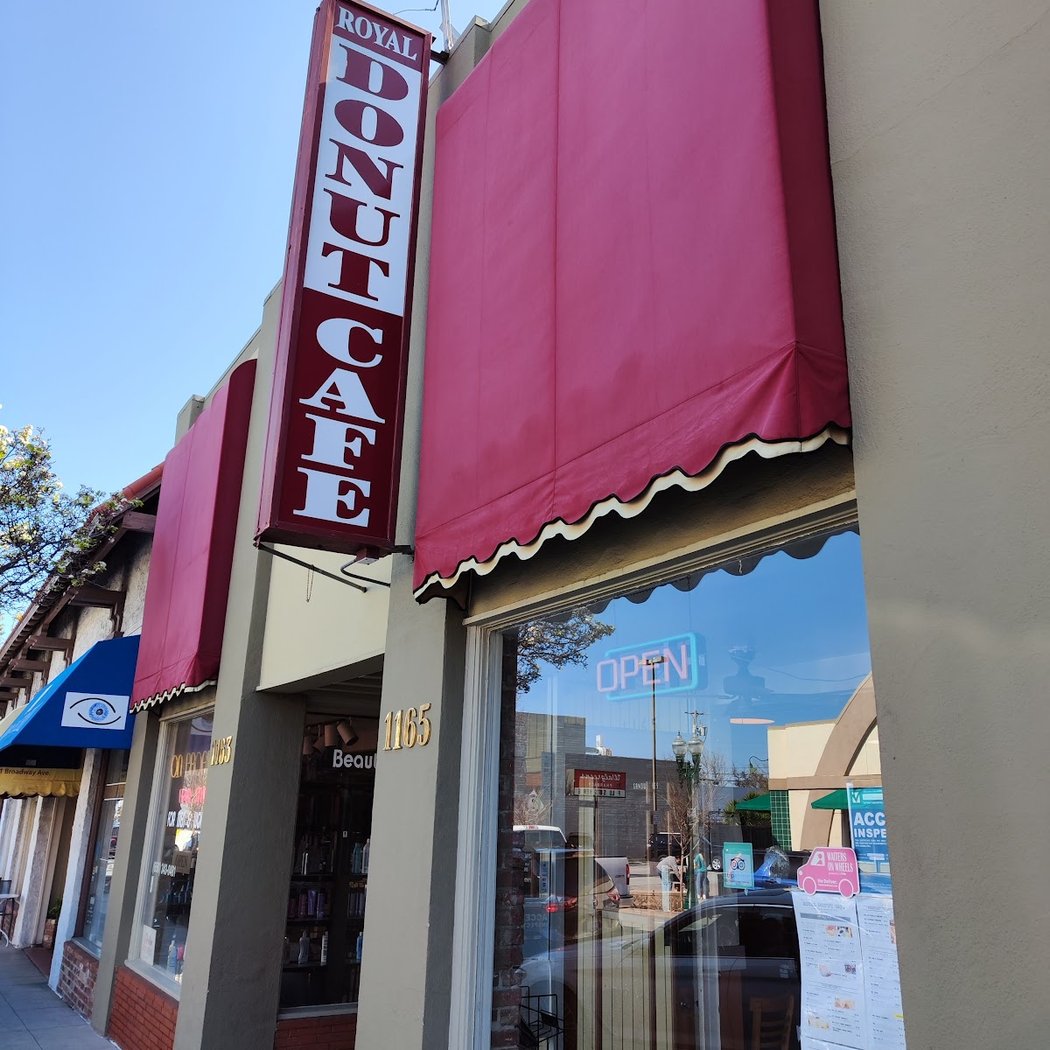 Royal Donut Cafe 2