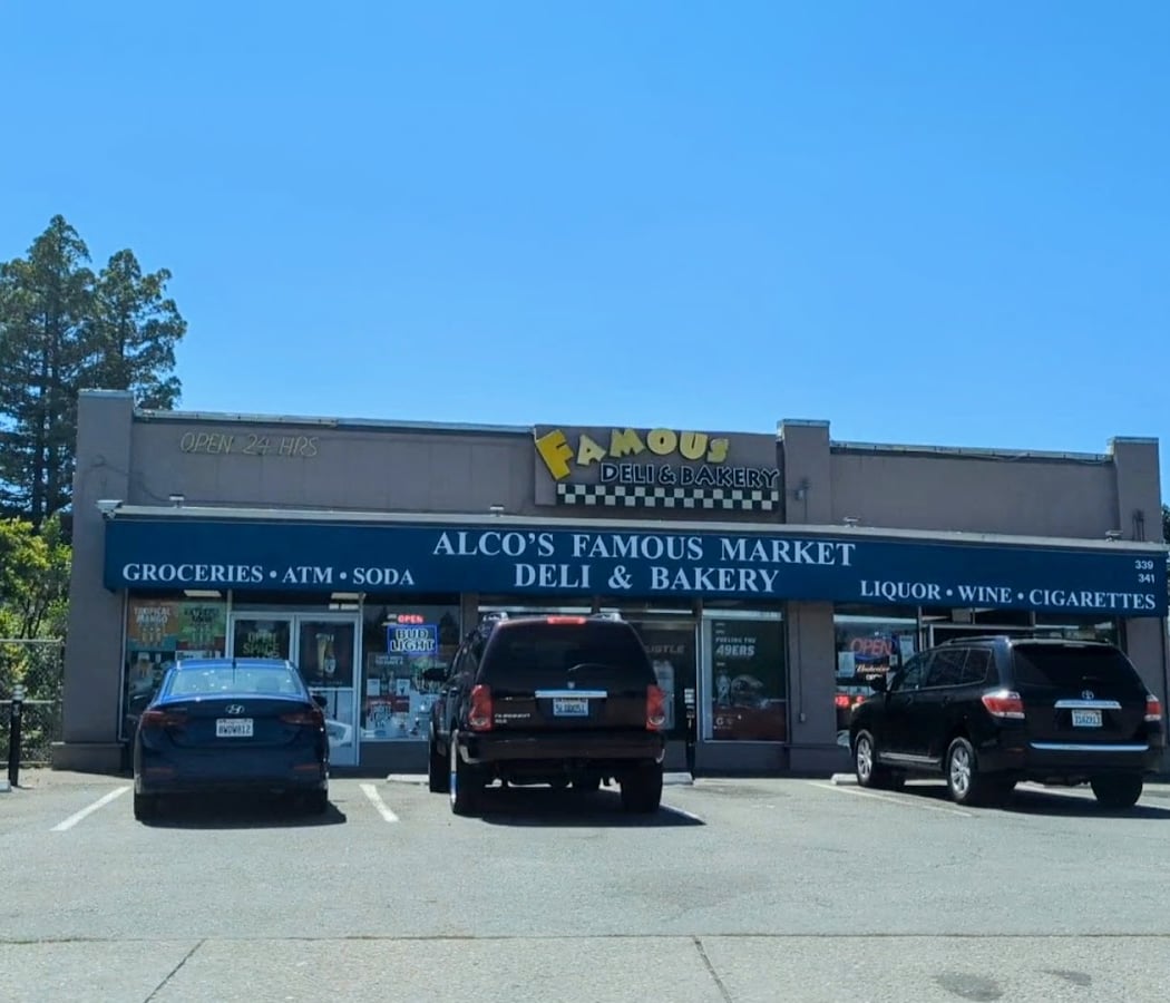 Alco's Famous Market, Deli & Bakery 2