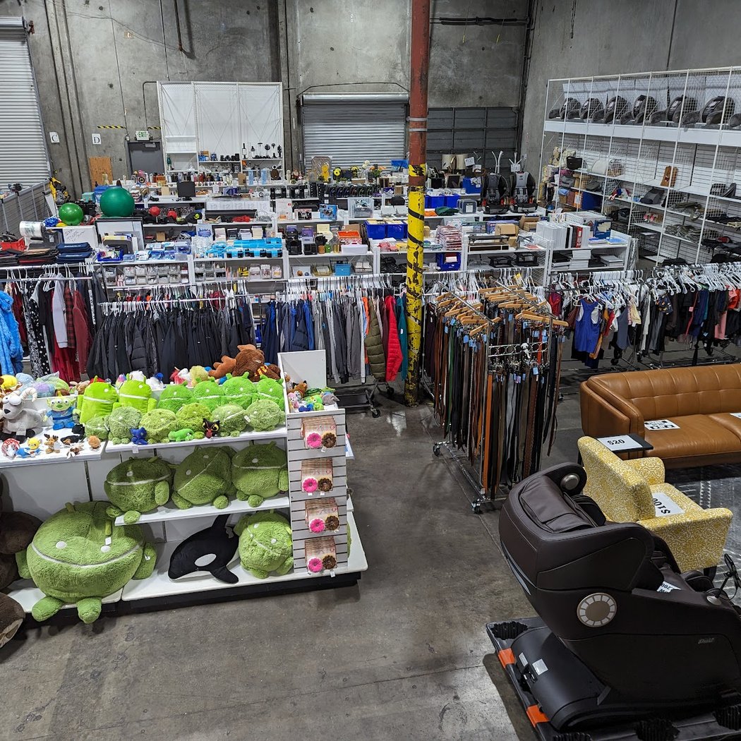 FWS Outlet 3
