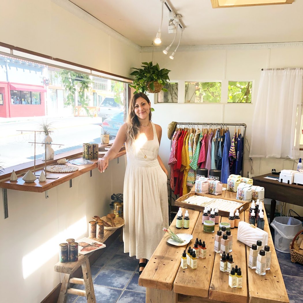 Emma's Shop 1