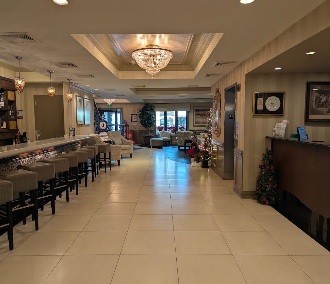 American Hotel 1