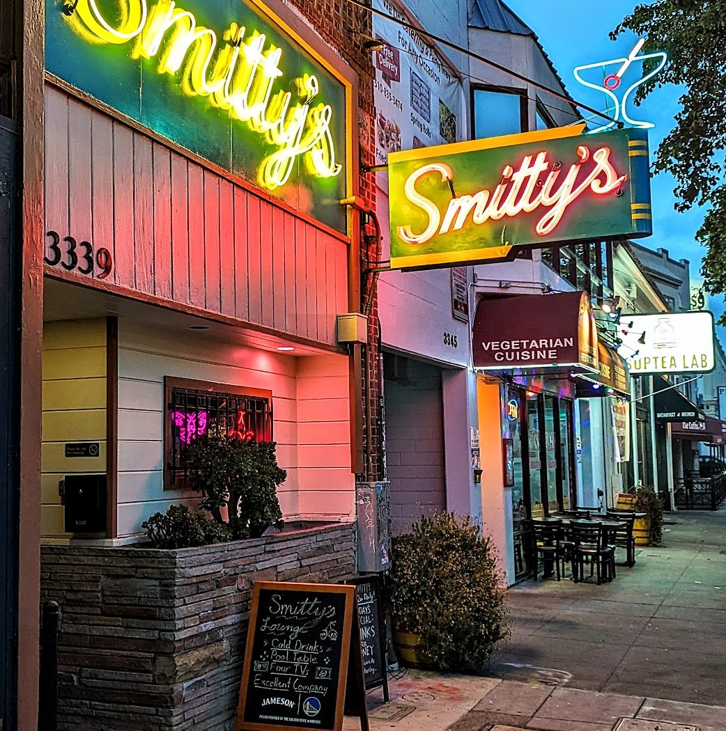 Smitty's Lounge 1