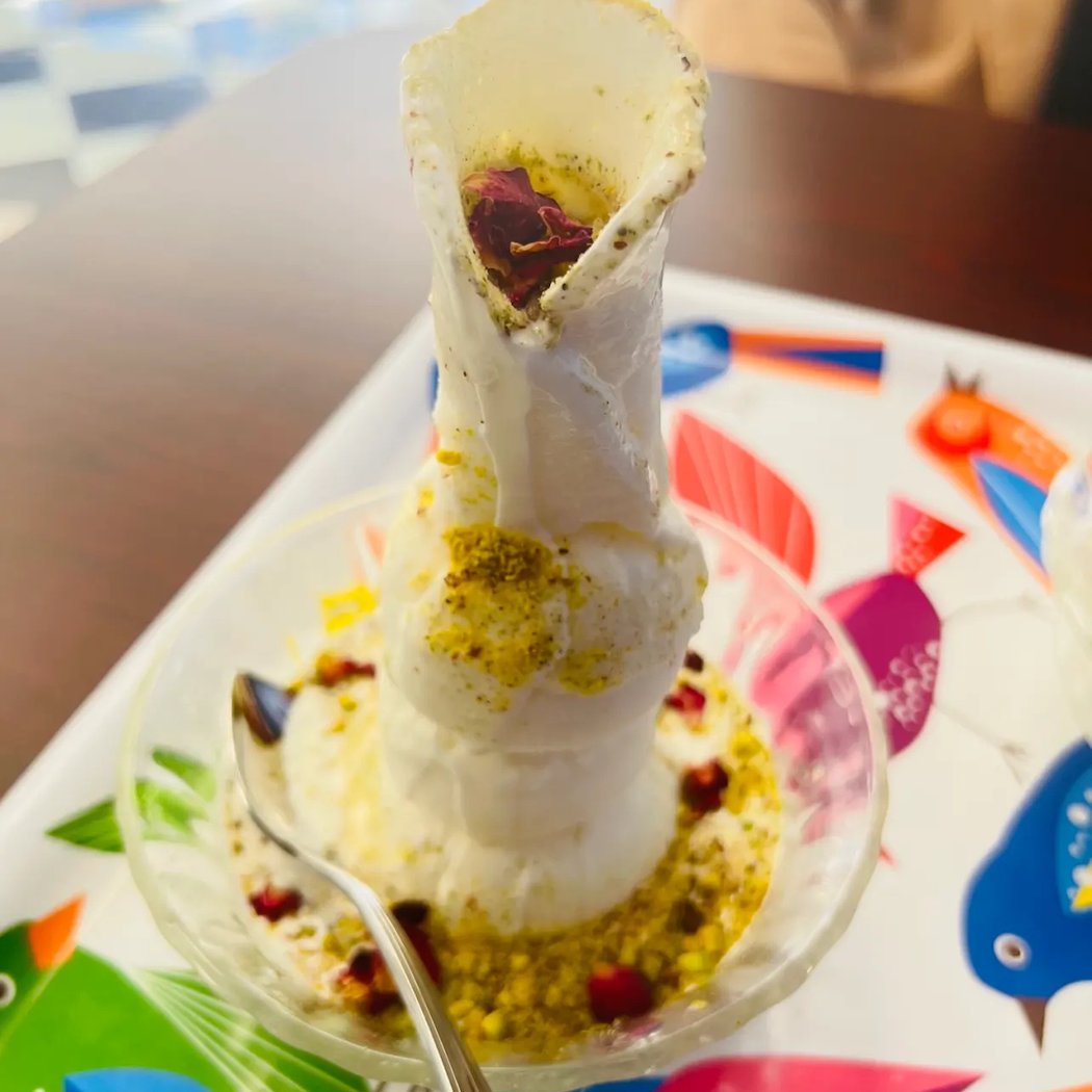 Kabul Icy Treats Cafe شیریخ و ژاله 3