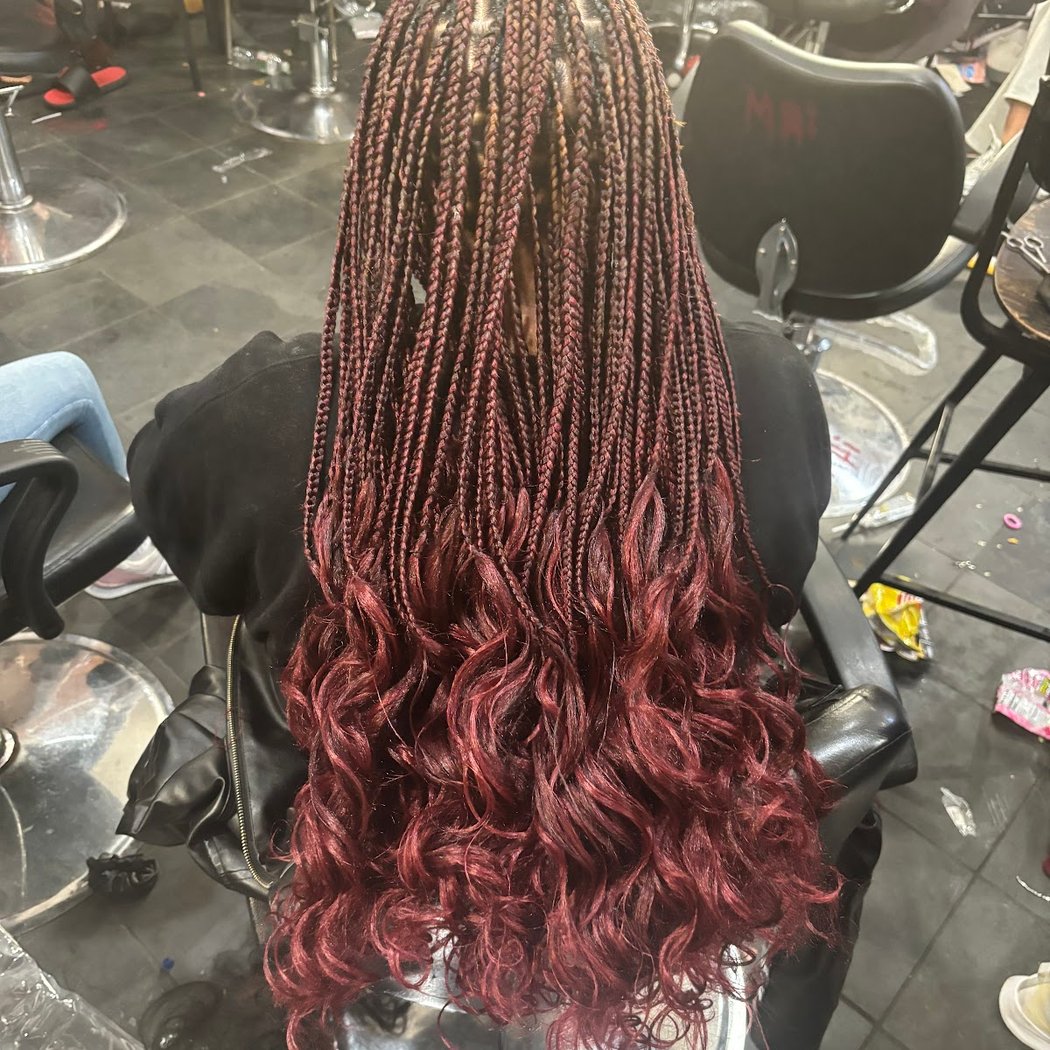 Favor Harlem African braiding salon (Ask for favor the braider) 1