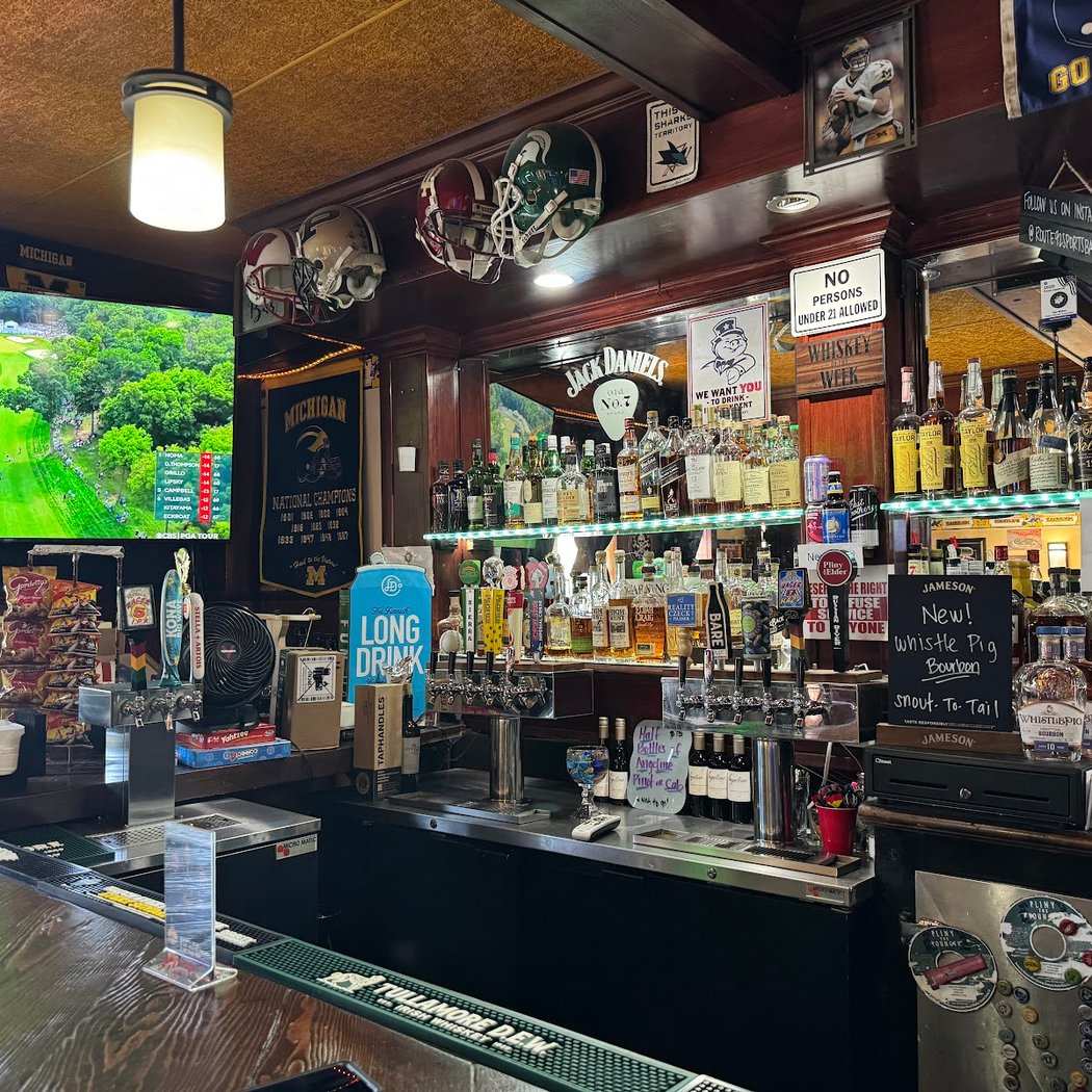 Route 92 Sports Bar 3