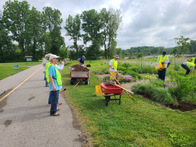 Mallard Lake Pollinator Garden Maintenance 2