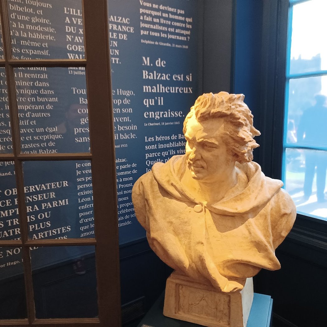ATELIER D'ARTS PLASTIQUES. THÈMES ET VARIATIONS AUTOUR DU CORPS : LA CRÉATION DANS TOUS SES ÉTATS 3