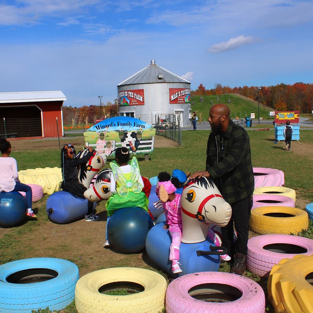 Minard's Family Farm 1