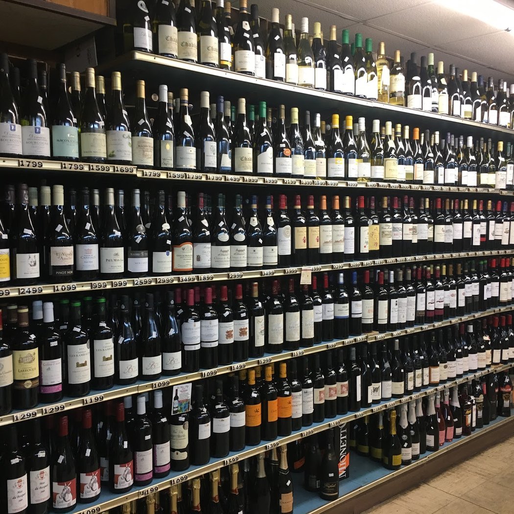 Stuyvesant Square Liquors 1