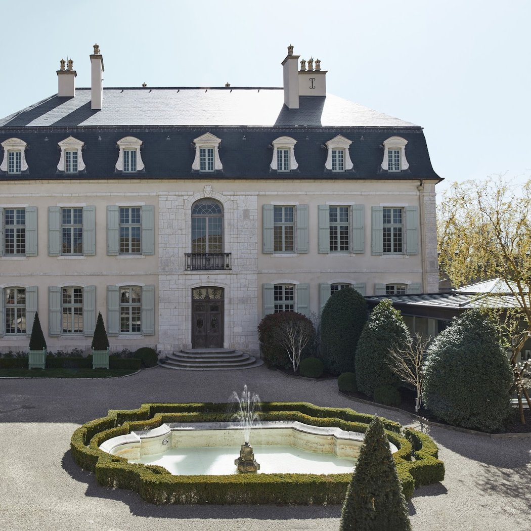 Château De Pommard 2