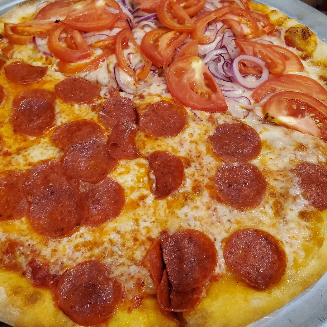 Valentino's Pizzeria & Restaurant 1