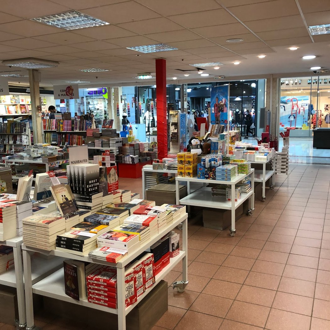 Librairie Decitre 3