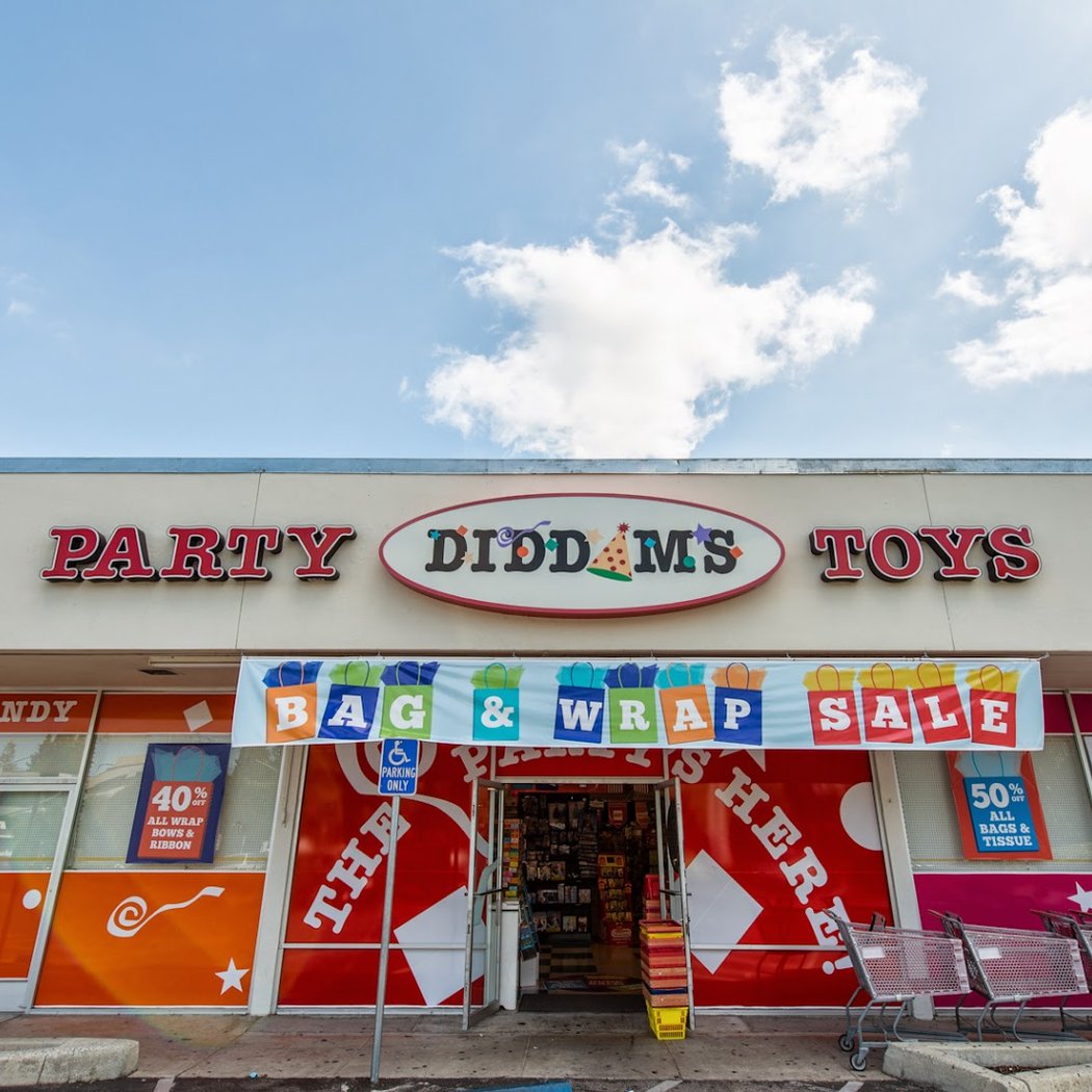 Diddams Party & Toy Store 1