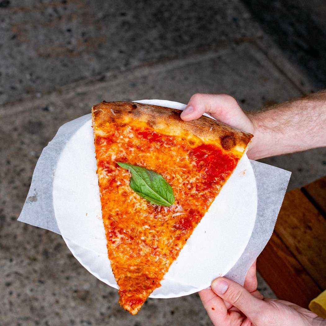 Lucia Pizza Of Avenue X 4