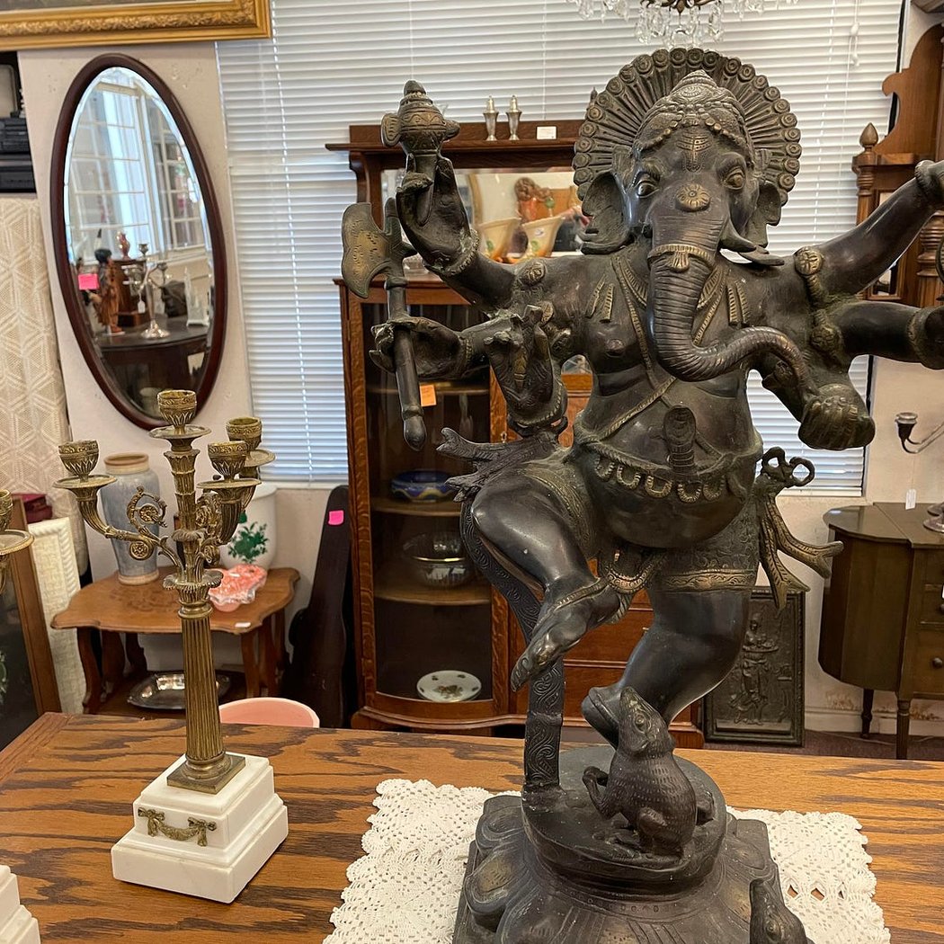 Antique Society 1