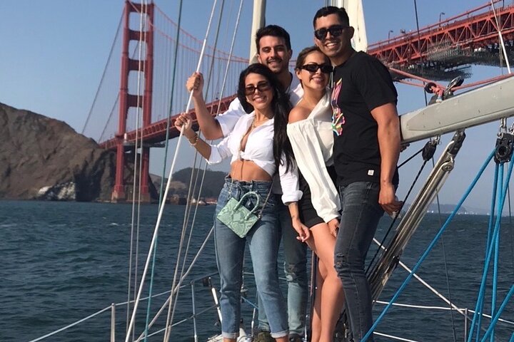 2-Hour Private Sailboat Charter in the San Francisco Bay 2