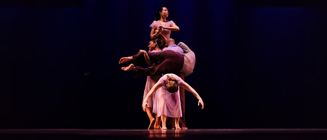 Carolyn Dorfman Dance: The Power of One 1