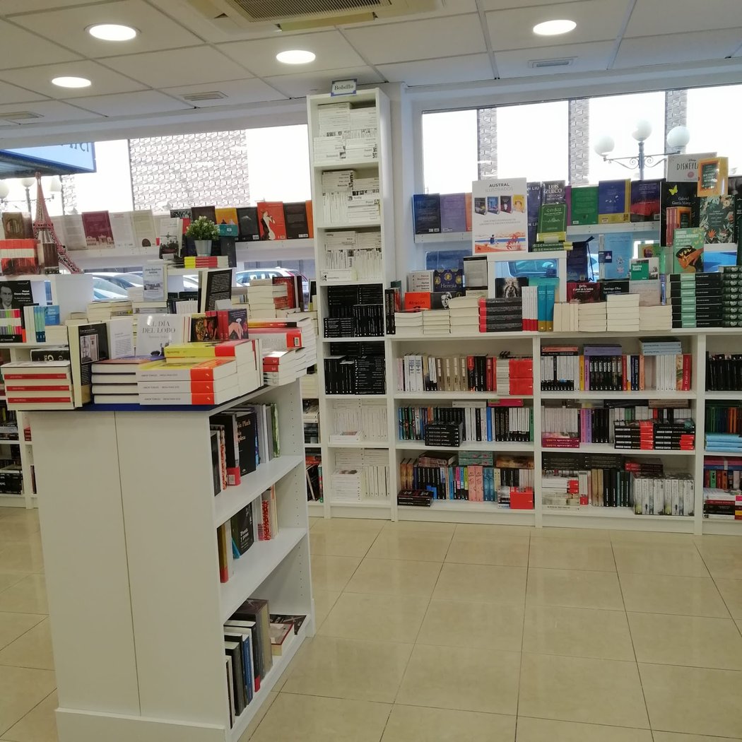 Librería Botica de Lectores NERVION 3