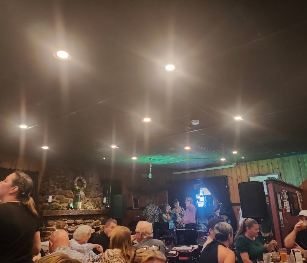 Brass Rail Restaurant & Bar 3
