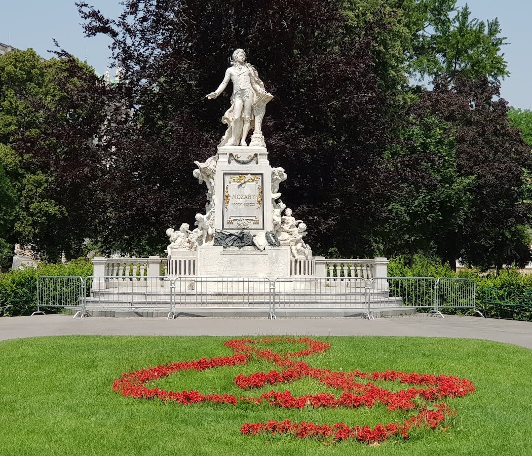 Burggarten 4