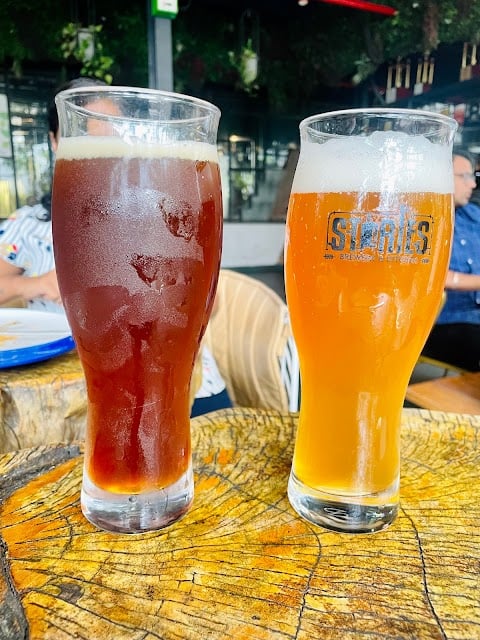 STORIES BREWERY & KITCHEN 3