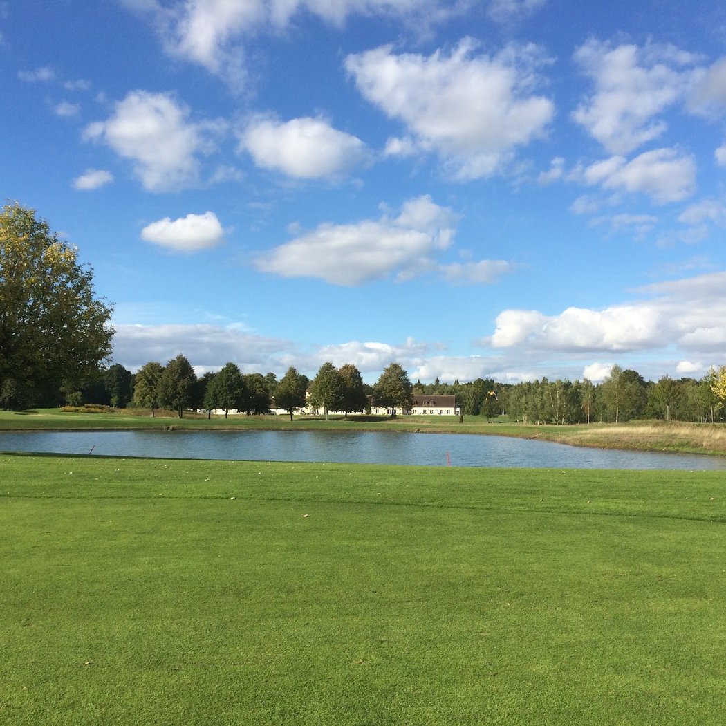UGOLF: Apremont Golf (Golf Chantilly Golf Senlis) 3