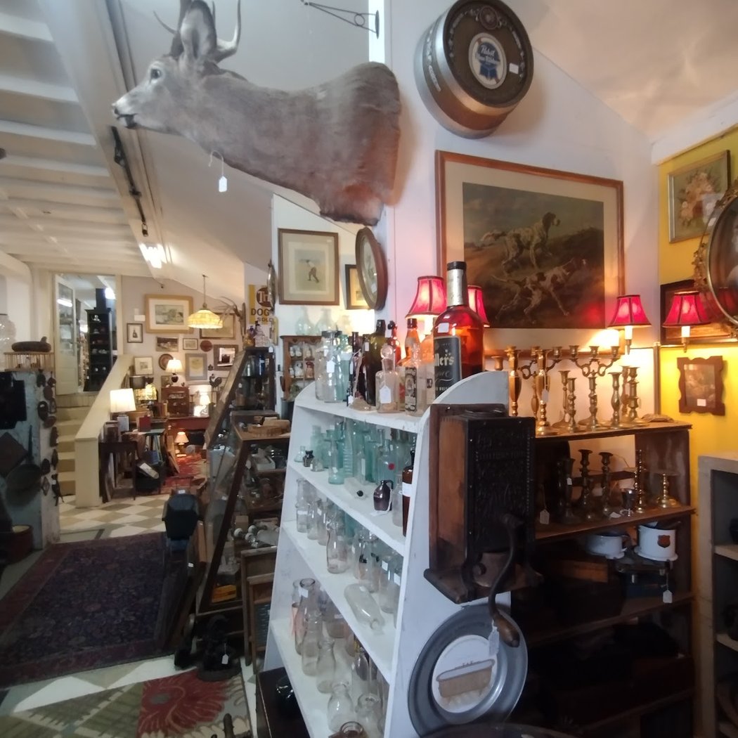 Millbrook Antique Center 3