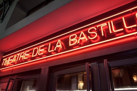 Dance at Théâtre de la Bastille 1