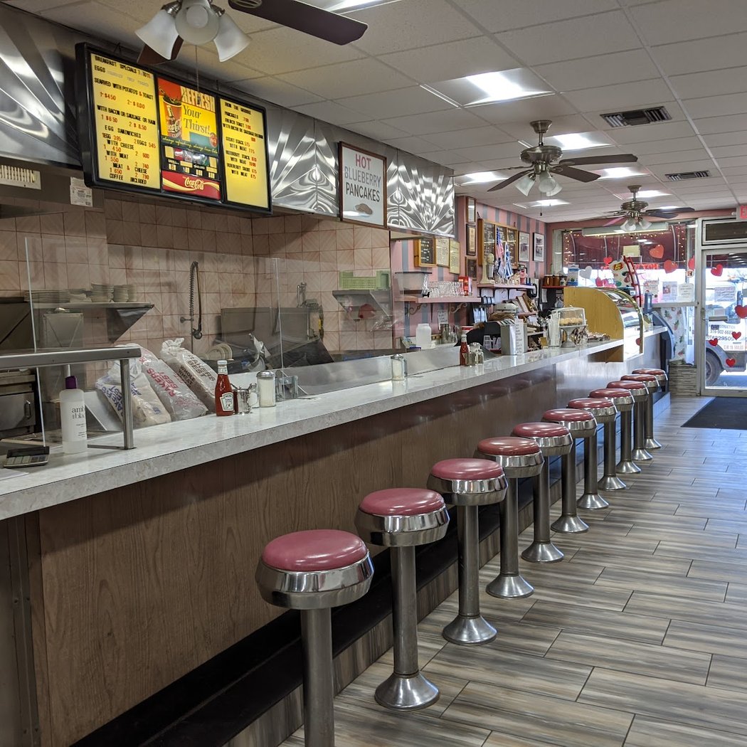 Hicksville Sweet Shop 4
