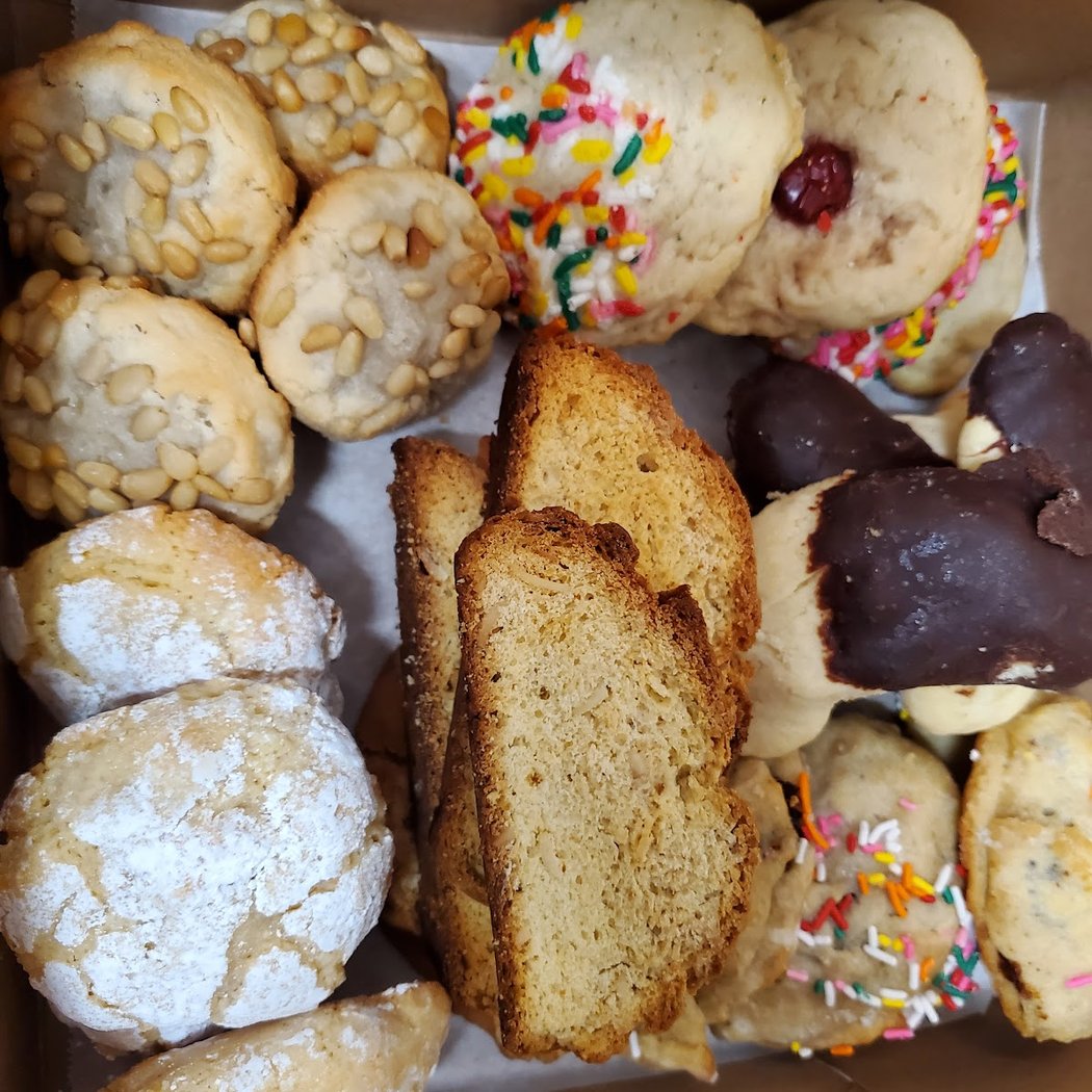 Dianna's Bakery : Sweet & Savory Bakes & Bites 3