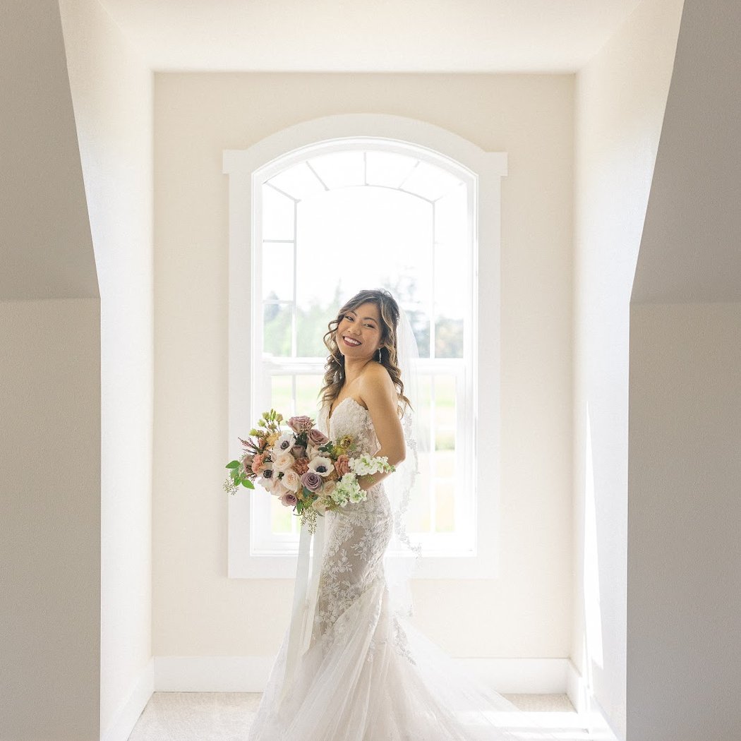 Moloty Bridal Atelier & Master Tailor 1