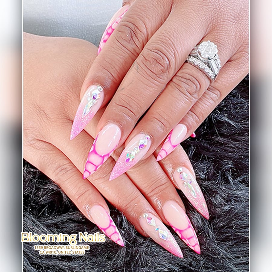 Blooming Nails 1